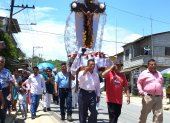 Traslado. Los devotos cumplen con una tradición en Libertador Bolívar.
