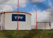 Foto referencial. Tanques de YPF Repsol en Mar del Plata.