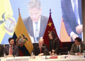 Julio José Prado, ministro de Producción, en la firma virtual del acuerdo comercial con China.
