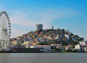 Guayaquil, la ciudad más grande del Ecuador es la capital de la provincia del Guayas y ofrece una amplia gama de lugares turísticos.