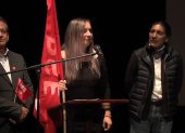 En un acto por los 97 años del PSE entregaron a Yaku Pérez la bandera de esa organización política.