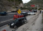 Panorama. Una escena surreal se vivió por varias horas en la Panamericana, a la altura de Guayllabamba.