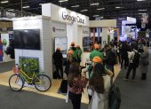 Personas asisten a la inauguración de la Smart City Expo Bogotá, este miércoles 31 de mayo de 2023, en el recinto ferial de Corferias, en Bogotá (Colombia).