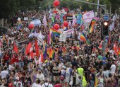 Un fuerte dispositivo policial de más de 2.000 agentes flanqueó hoy 1 de junio de 2023  la tensa marcha del orgullo LGTBI en Jerusalén con cerca de 35.000 asistentes,