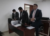 Diligencia. Defensores del caso de Fernando Alvarado durante una de las audiencias.