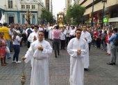 Procesión. Esta es una fiesta religiosa para caminar junto al Señor.