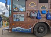 El Bus de prevención de Suicicio que viaja por varios Estados de los Estados Unidos.