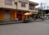 El centro del cantón Daule registró poco movimiento debido al cierre de los locales comerciales.