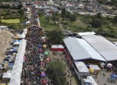 Actividad. Miles llegan al Alto de Moura para los festejos de San Juan.