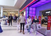 Comercio.- La zona nueva del Mall de Sol tiene tiendas como Victoria"s Secret, Gap, Etafashion, Marathon entre otras tiendas.