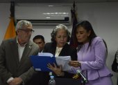 El Perito Meza entregó el tercer informe a Patricia Ochoa, viuda de Jorge Gabela