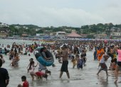 Concurrencia. Varias playas de Santa Elena tuvieron una masiva presencia de turistas de la región sierra.