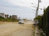 Polvo. En La Milina, Costa de Oro, la Carolina y Puerta del Sol las calles no han sido pavimentadas en años