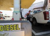 Estación.- Una gasolinera despachando diésel.