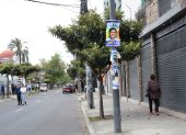 Norte. En La Mariscal se ve la publicidad a medio limpiar de Otto Sonnenholzner, excandidato a la Presidencia.