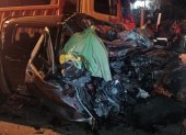 Siniestro. La camioneta quedó destrozada tras el impacto.