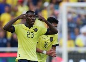 Moisés Caicedo de Ecuador reacciona en un partido de las Eliminatorias Sudamericanas para la Copa Mundial de Fútbol 2026.