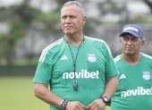 Emelec completó con éxito ayer su práctica en Samanes.