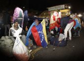 MIGRANTES VENEZOLANOS GLBTI EN ECUADOR | ALBERGUE AYUDA A MIGRANTES VENEZOLANOS DE LA COMUNIDAD GLBTI |


MIGRANTES VENEZOLANOS PASARON LA NOCHE EN LA FRONTERA ESPERANDO REALIZAR LA DOCUMENTACIÓN PARA PASAR A ECUADOR SI SEGUIR EL VIAJE HACIA PERÚ Y BRASIL Agencia ag_quito ag_extra ag_expreso