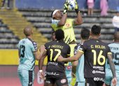El golero Leonel Nazareno tuvo un gran desempeño con Cumbayá en el empate ante Aucas.