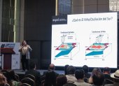 La doctora (PhD) en Oceanografía y Meteorología, María del Pilar Cornejo, durante su intervención en un foro sobre El Niño.