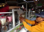 Cuenca. Un cliente pide el jugo, un clásico en la capital azuaya.