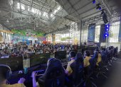 Los fanáticos asistieron desde temprano para presenciar el torneo de League of Legends