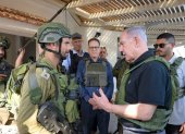 Operación. El primer ministro de Israel, Benjamín Netanyahu, visitó ayer Kibbutz Beeri y Kibbutz Kfar Aza.