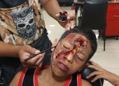 Realismo. Entre los hombres, el tipo de maquillaje más pedido son las heridas, para dar una impresión macabra del disfraz.
