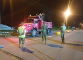 Operativo. Militares incautaron 1.045 galones de gasolina blanca en Tiwintza, llevada sin permisos respectivos.