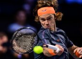 Vienna (Austria), 27/10/2023.- Andrey Rublev of Russia in action against Alexander Zverev of Germany during their quarter final match at the Erste Bank Open ATP tennis tournament in Vienna, Austria, 27 October 2023. (Tenis, Alemania, Rusia, Viena) EFE/EPA/CHRISTIAN BRUNA