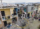 Foto de archivo de un atentado con un fuerte explosivo que dejó al menos diez personas fallecidas y casas destruidas en el barrio del Cristo del Consuelo, Guayaquil.