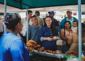 Actividad. En Puerto Hondo hubo una feria de vendedores autónomos.