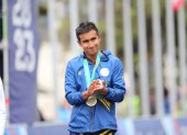El ciclista ecuatoriano Jhonatan Narváez con la medalla de oro panamericana.
