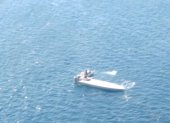 Referencia. Foto de un bote con droga detenido en Galápagos, en mayo.