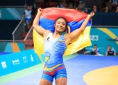 La luchadora Lucía Yépez y su celebración tras ganar la medalla de oro en los Juegos Panamericanos.