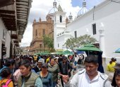 Visitantes. Cuenca contó con masiva visita de turistas en el feriado.