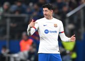 Robert Lewandowski poco o nada pudo hacer para sacar al Barca del abismo.