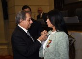 Ceremonia. La doctora recibió honores por su trabajo.