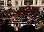 Lima. Un legislador aparece durante una sesión del Congreso.