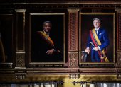 El retrato del presidente Guillermo Lasso está junto al del exmandatario Lenin Moreno.