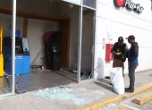 El cajero automático fue atacado con explosivos.