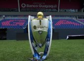 Trofeo de la LigaPro que será entregado el próximo domingo al campeón del futbol ecuatoriano