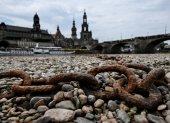 Lecho seco del río Elba en el centro de Dresden, Alemania, 24 de julio de 2023.