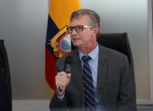 El ministro de Economía y Finanzas (MEF), Juan Carlos Vega, dio una rueda de prensa este 20 de diciembre de 2023, en Guayaquil.