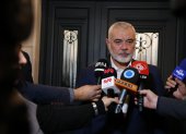 El líder político de Hamas, Ismail Haniyeh, hablando a la prensa en Doha, en una reunión anterior a su llegada a El Cairo.
