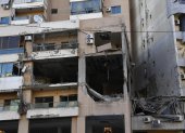Edificio dañado por el ataque con dron que mató al número 2 de Hamás en Beirut. La acción fue atribuida a Israel, que no confirma ni desmiente el ataque, como suele hacer en estos casos.