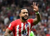 Memphis Depay intenta recuperarse para los partidos de Atlético de Madrid