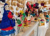 Santa Elena. Varios artesanos exhiben sus trabajos en una feria reciente.