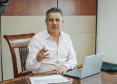 Figura. Es el director de Riego, Drenaje y Dragas, de la Prefectura del Guayas, y asegura que trabajan con el consorcio para que la ría se drague 24/7.
=